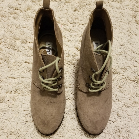 Steve Madden Taangoo Wedge Booties - Picture 5 of 8